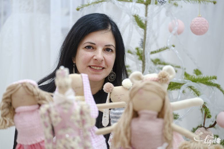 Szőcs Ramóna úgy érzi, kiteljesedik ebben az alkotásban •  Fotó: Veres Nándor