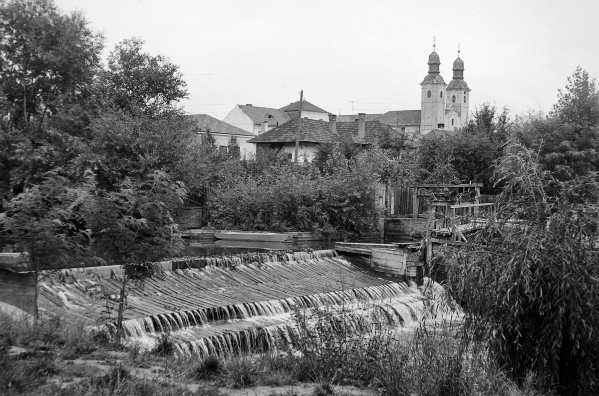 A sétatéri gát itt még áll, később az árvíz áldozata lett (1963) •  Fotó: Forrás: Fortepan