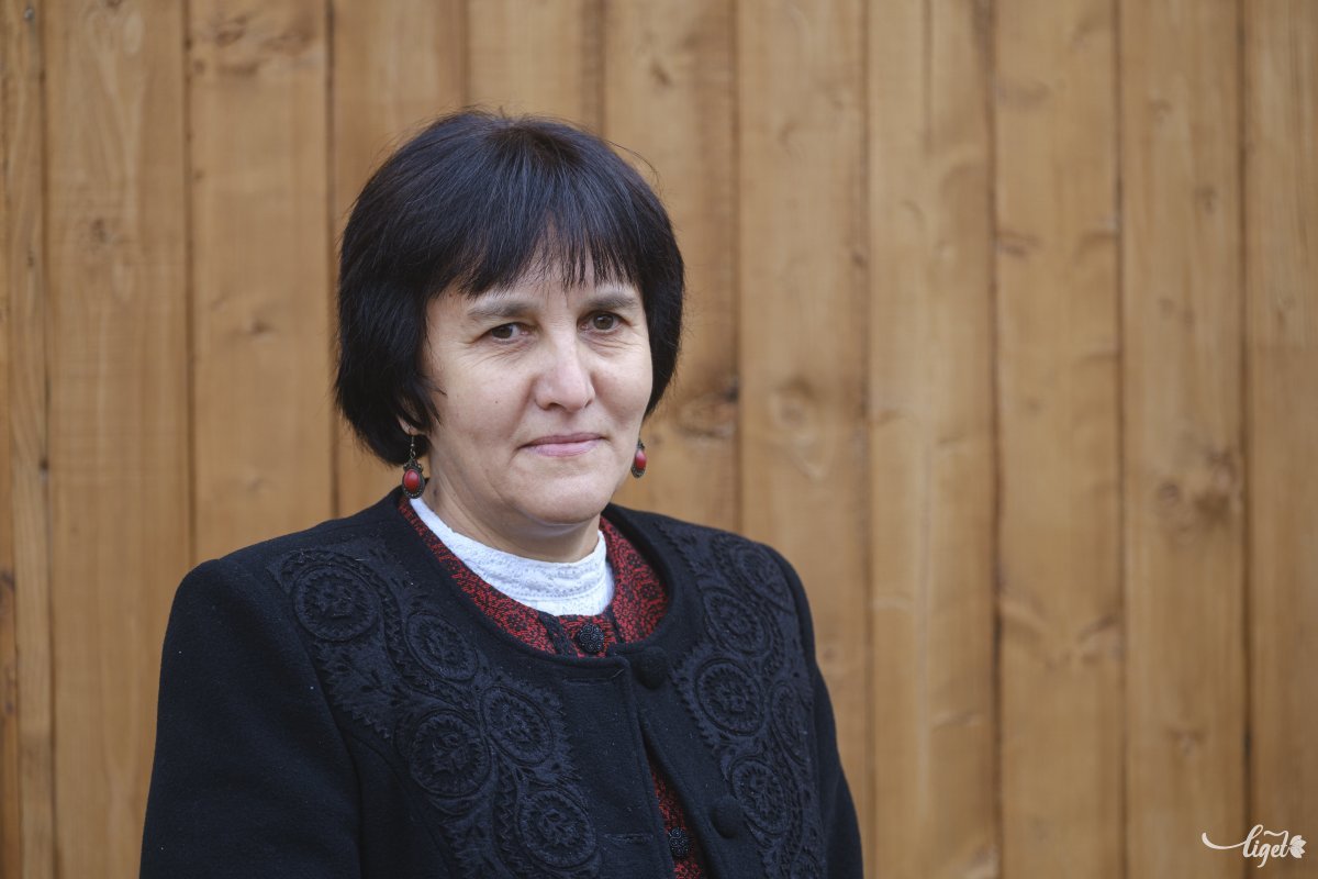 Károly Veronika menasági tanítónő, a Repülj Madár Egyesület vezetője •  Fotó: Veres Nándor