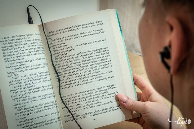 Akinek van igénye az olvasásra, annak a hangoskönyvek fogyasztása is lehet alternatíva •  Fotó: Pinti Attila