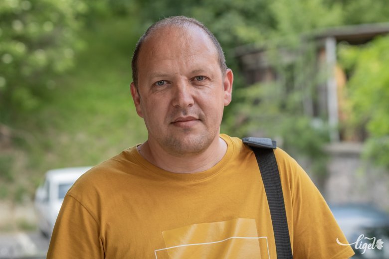 Ifj. Miklós József, a zenekar alapítója és vezetője •  Fotó: Pinti Attila