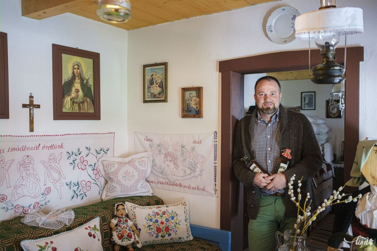 Tájház és gyümölcsfeldolgozó: nem mindennapi párosítás •  Fotó: Veres Nándor