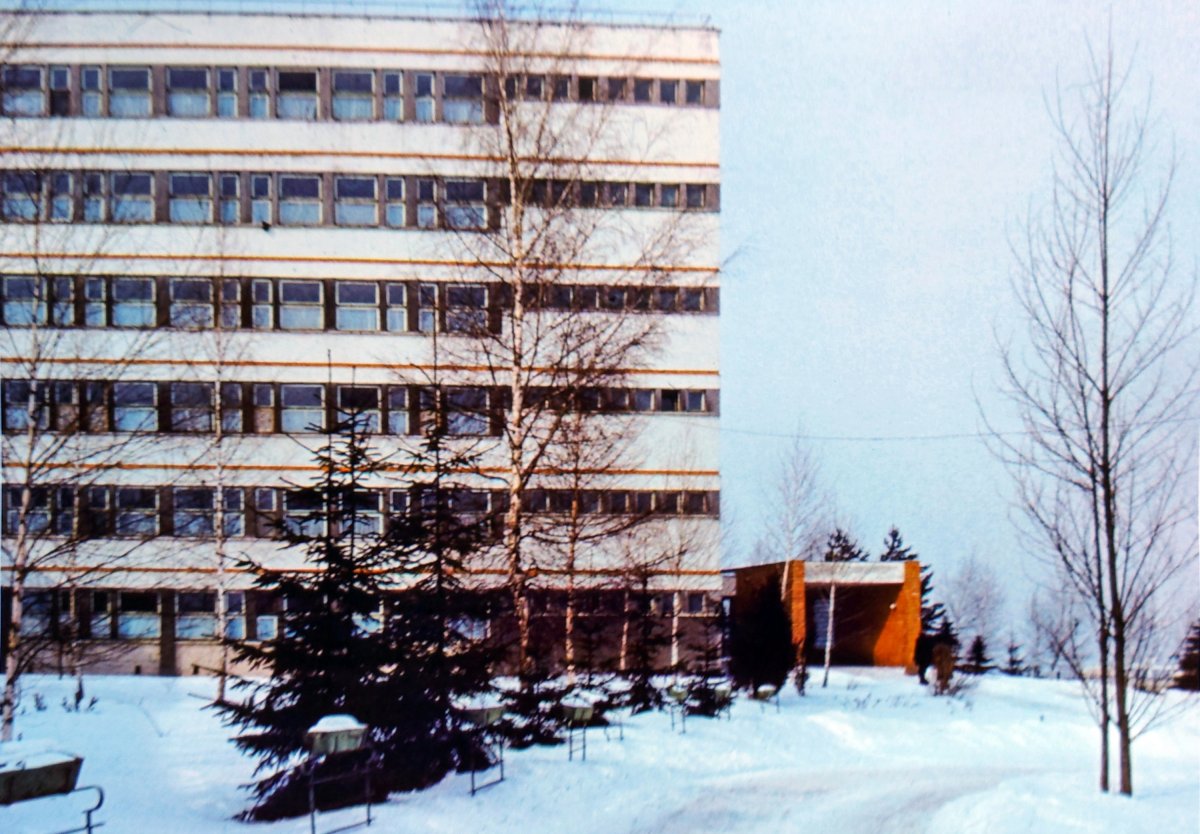 A megyei kórház 1985-ben (diapozitívról másolt fotó) •  Fotó: Kraft Zsolt
