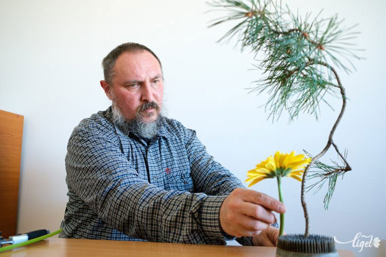Az ikebanában az élet mulandósága is megjelenik •  Fotó: Veres Nándor