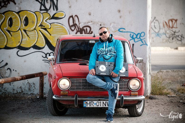 Mezey Zsolt. Éveken keresztül nemhogy ott volt minden buliban, hanem ő csinálta a bulit •  Fotó: Veres Nándor