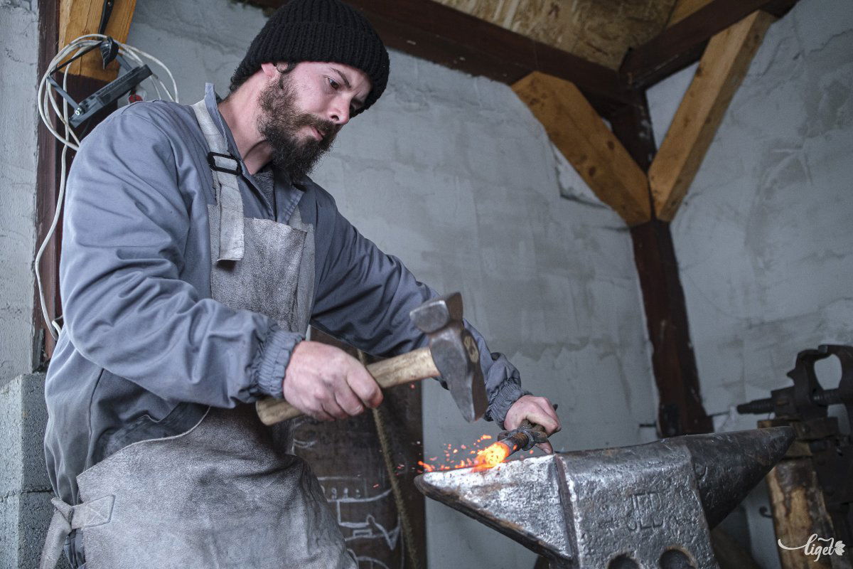 Ami évekkel ezelőtt hobbinak indult, az mára már szinte életformává vált •  Fotó: Veres Nándor