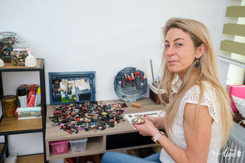 Munka közben •  Fotó: Veres Nándor
