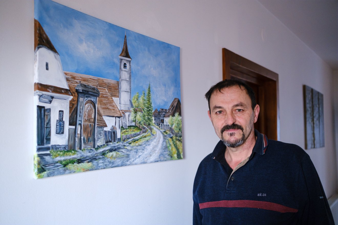 „Én nem vagyok művész, én műkedvelő festő vagyok.” •  Fotó: Veres Nándor