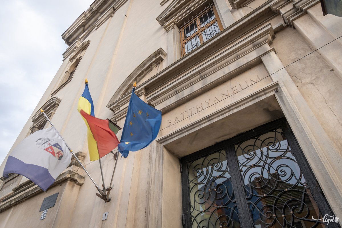 A híres Batthyaneum •  Fotó: Pinti Attila