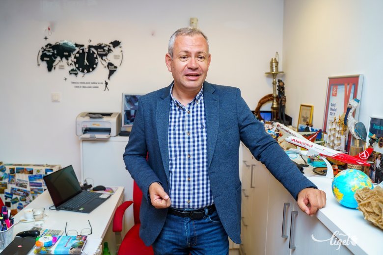 Kelemen Barna. Szenvedélye és munkája is az utazás •  Fotó: Haáz Vince