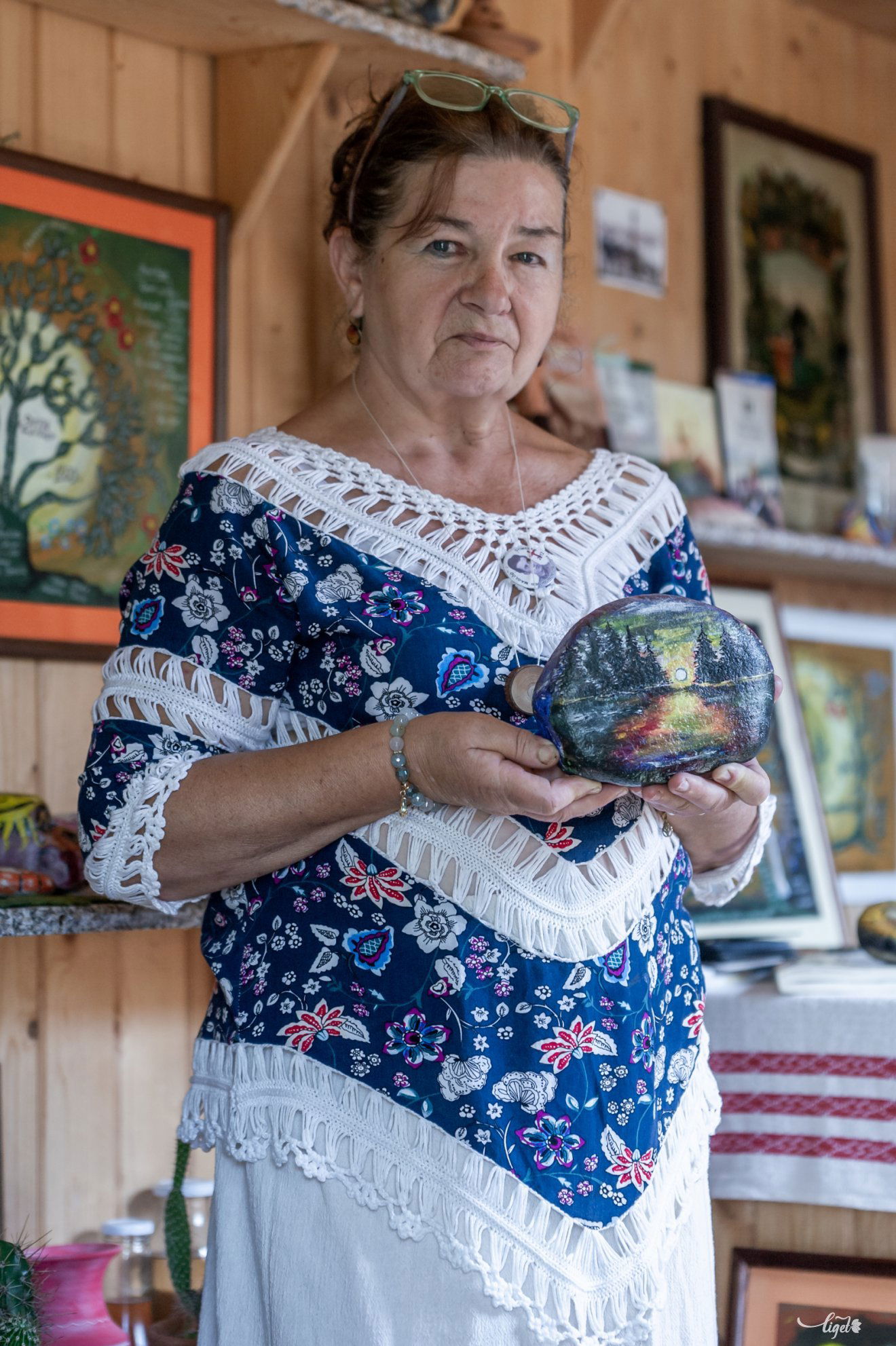 A kő formája adja meg, hogy mi kerül rá •  Fotó: Pinti Attila