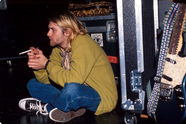 Kurt Cobain és az elmaradhatatlan Converse •  Fotó: Wikimedia Commons