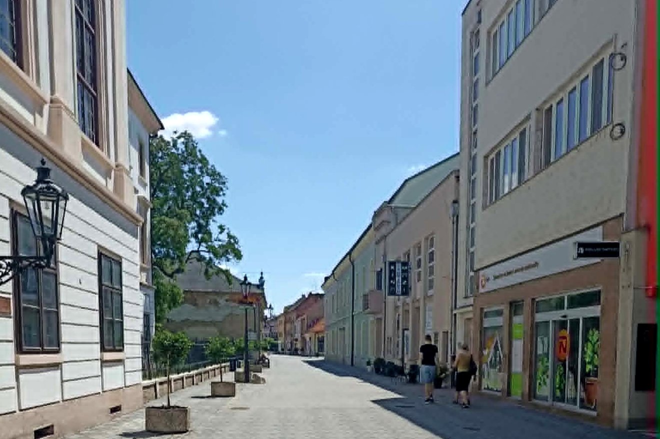 Komárom, Felvidék, újságíró, íz, történelem, múlt, jelen