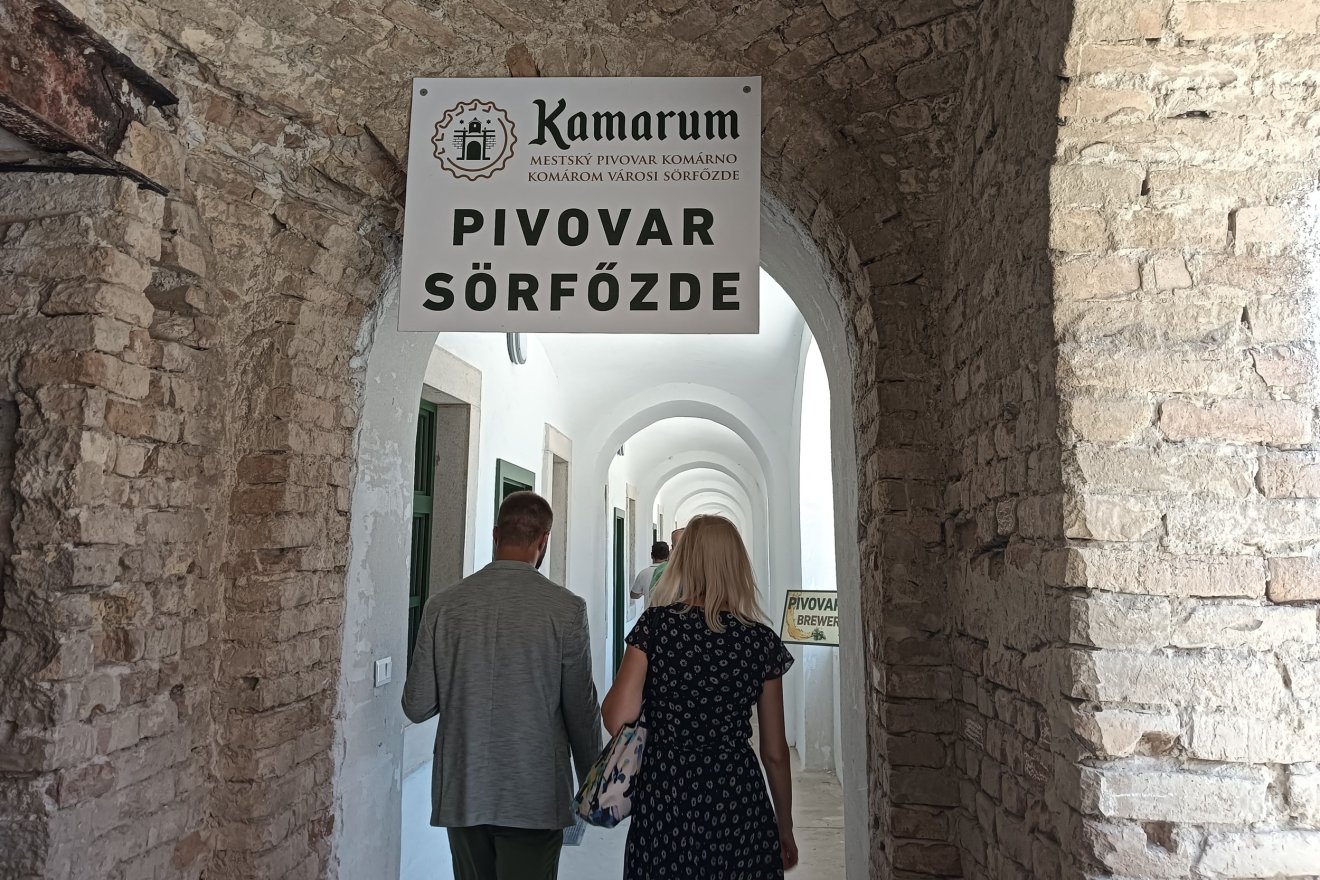 Komárom, Felvidék, újságíró, íz, történelem, múlt, jelen