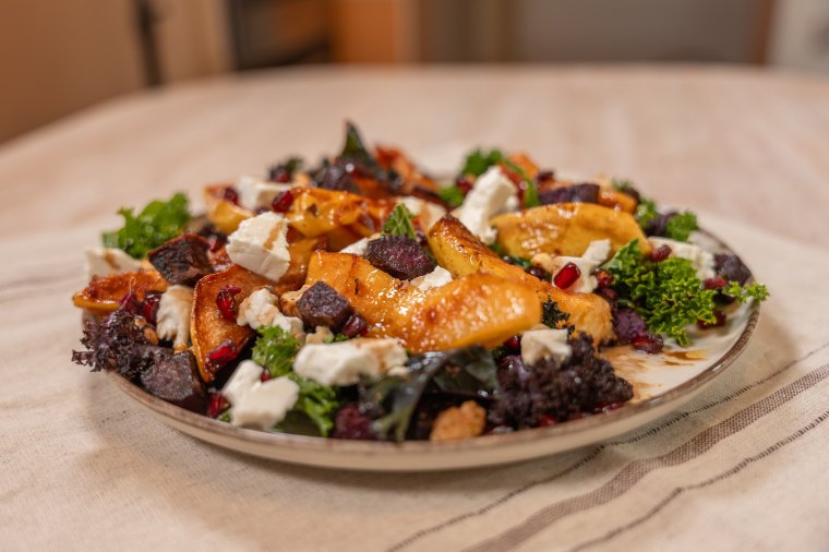 Kiadós, laktató – ilyen is lehet a saláta