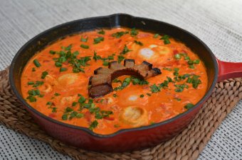 A shakshuka magyaros verziója