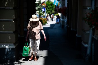Marad a szalmakalap: kánikulariadót adtak ki az ország területének háromnegyedére