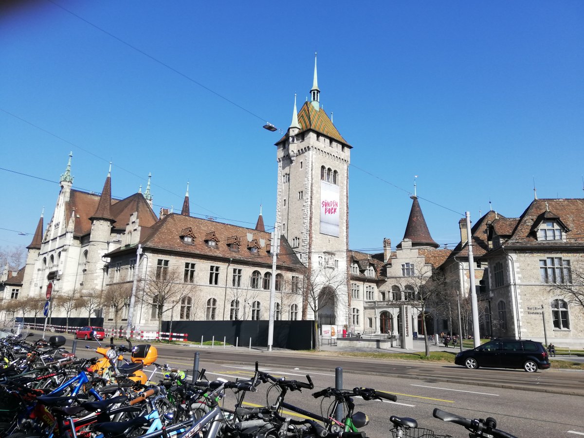Zürich, egy igazi nagyváros svájci tulajdonságokkal: tiszta, gyors és pontos tömegközlekedéssel, sok látnivalóval •  Fotó: Antal Erika