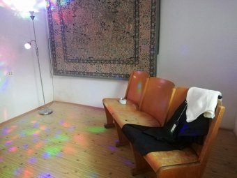 Van, akinek padláson felejtett szemét, másnak igazi érték