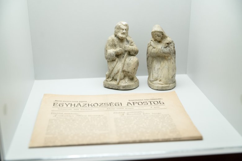 Az egyik tárló az „ellenállók oszlopában” •  Fotó: Veres Nándor