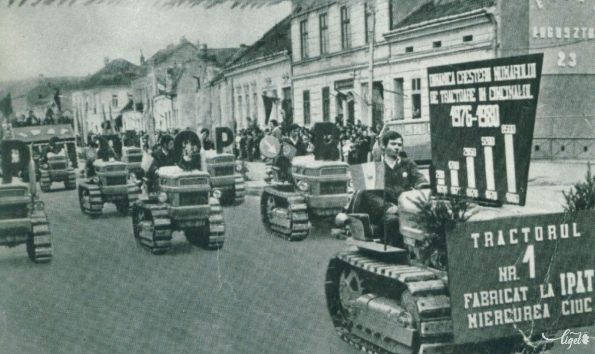 1976. augusztus 23. (Tamás Bertalan és Lajos Ákos gyűjtése) •  Fotó: A Nagy Imre Általános Iskola diákjainak gyűjtése