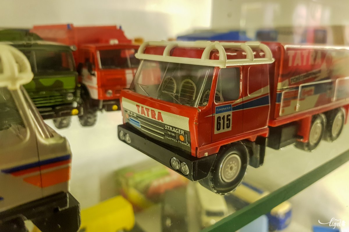 Tátra kamion mint versenyautó •  Fotó: Rédai Attila