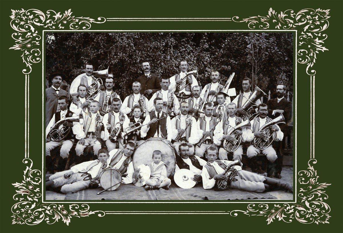 Balavásári zenekar, 1908, a Székely Nemzeti Múzeum tulajdona •  Fotó: Forrás: Hargita Megyei Hagyományőrzési Forrásközpont