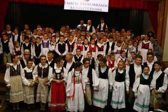 Erdélyi „bokréták”, ha találkoznak...