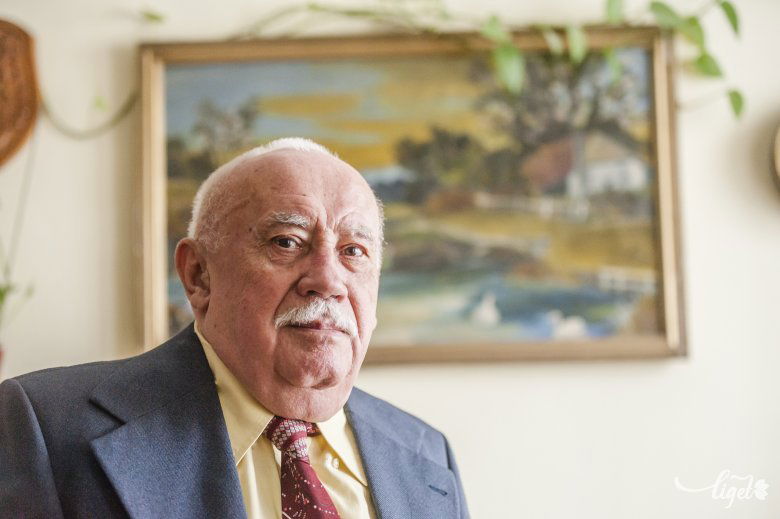 Hajdú Dezső nyugalmazott ügyvéd. A régió egyik élő emlékezete •  Fotó: Veres Nándor