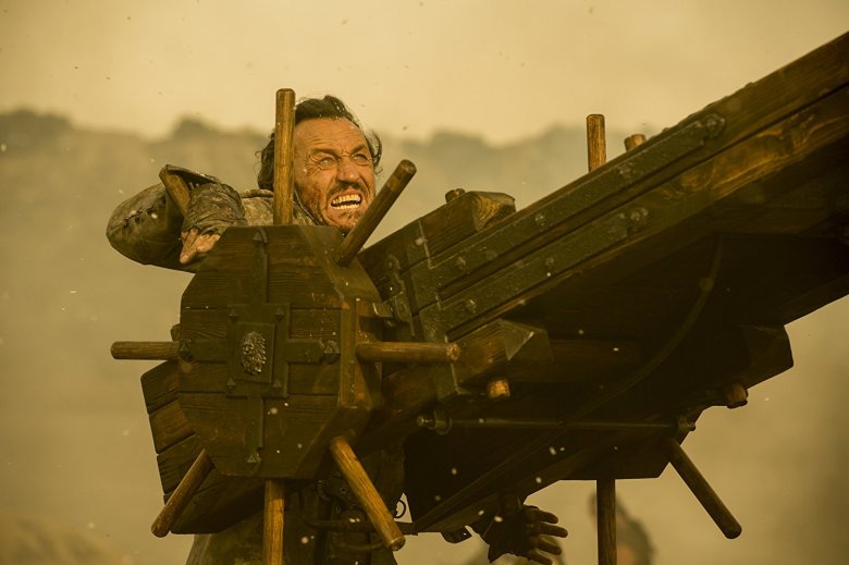 Bronn, a zsoldos. Megkapja a hőn áhított kastélyát a történet végén? •  Fotó: HBO