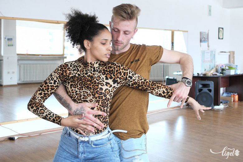 Tüzes, szenvedélyes, érzéki: bachata