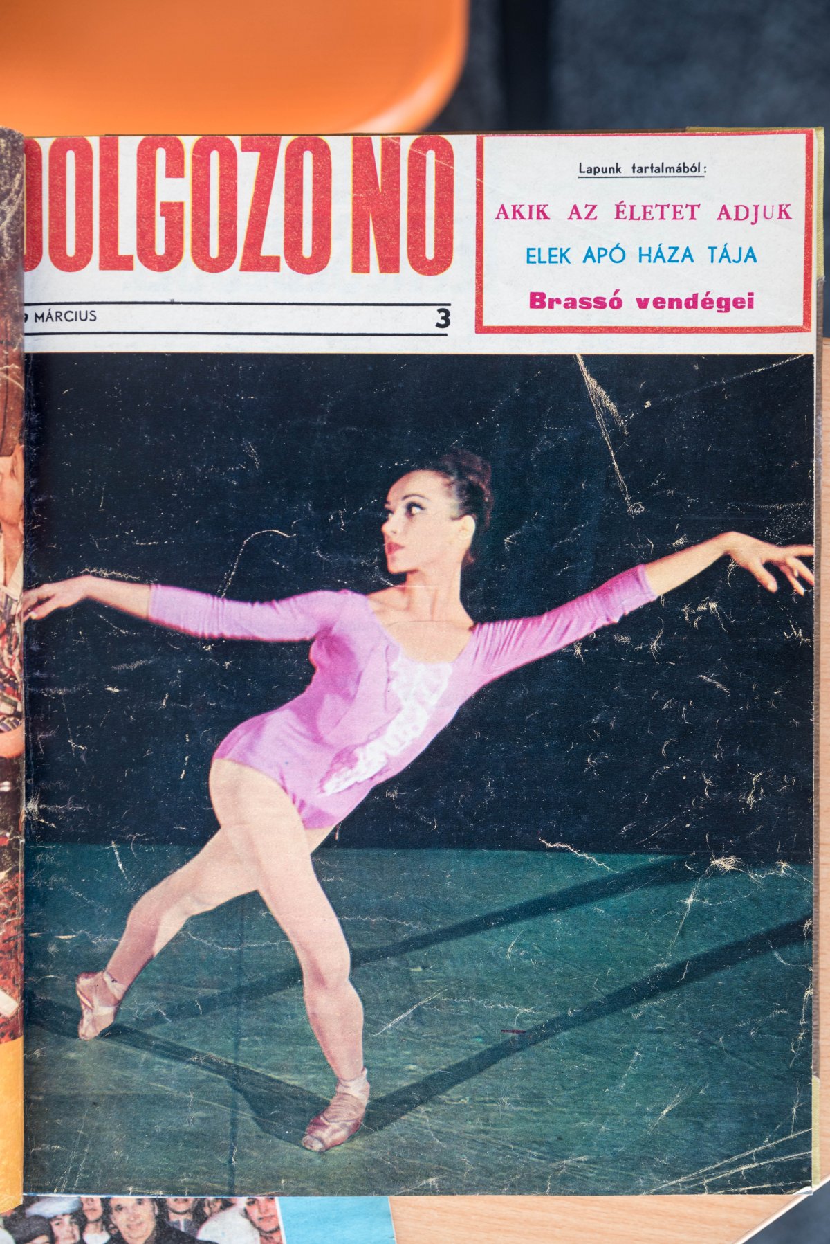 Az 1969. márciusi szám címlapja •  Fotó: Veres Nándor