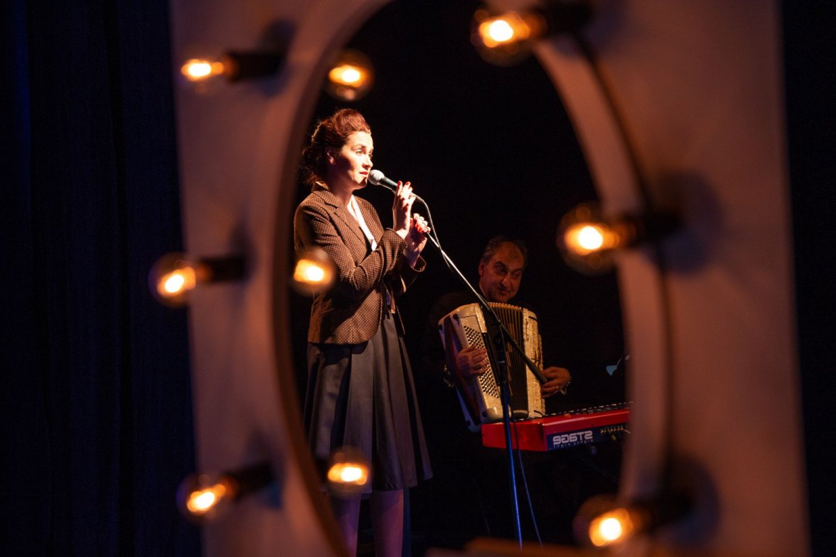 Karády dalai ma is népszerűek &bullet;  Fotó: Veress Albert