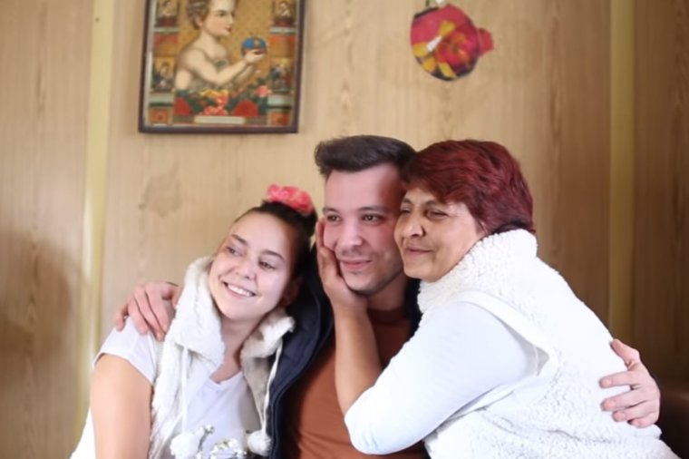 Gyökérkeresők. Egy szívszorító film a hazatalálásról