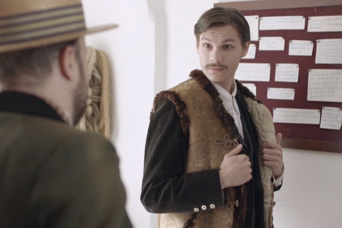 Kenéz Ágoston a fiatal Benedek Elek figuráját játszotta el •  Fotó: Forrás: az Istenke bicskája című film