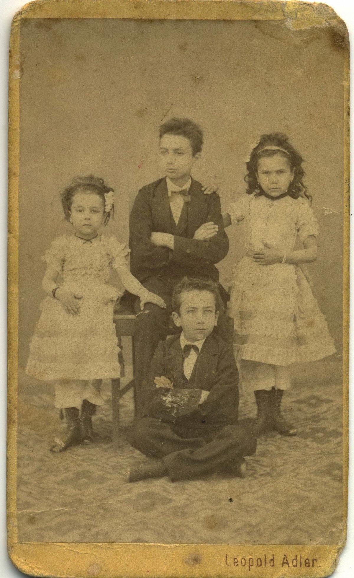 Az ükszülők, Bogdán István és Zakariás Anna gyermekei, 1862 •  Fotó: Nagy Gyöngyvér személyes archívuma