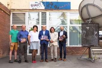 Az első rádió induló húsz éve