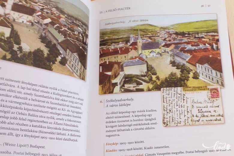 Különleges, színezett képeslapok is bőven találhatók a könyvben •  Fotó: Katona Zoltán