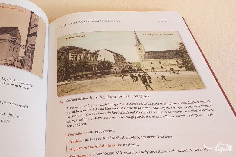 Minden képeslap alatt magyarázat van, aprólékos munka lehetett elkészíteni •  Fotó: Katona Zoltán