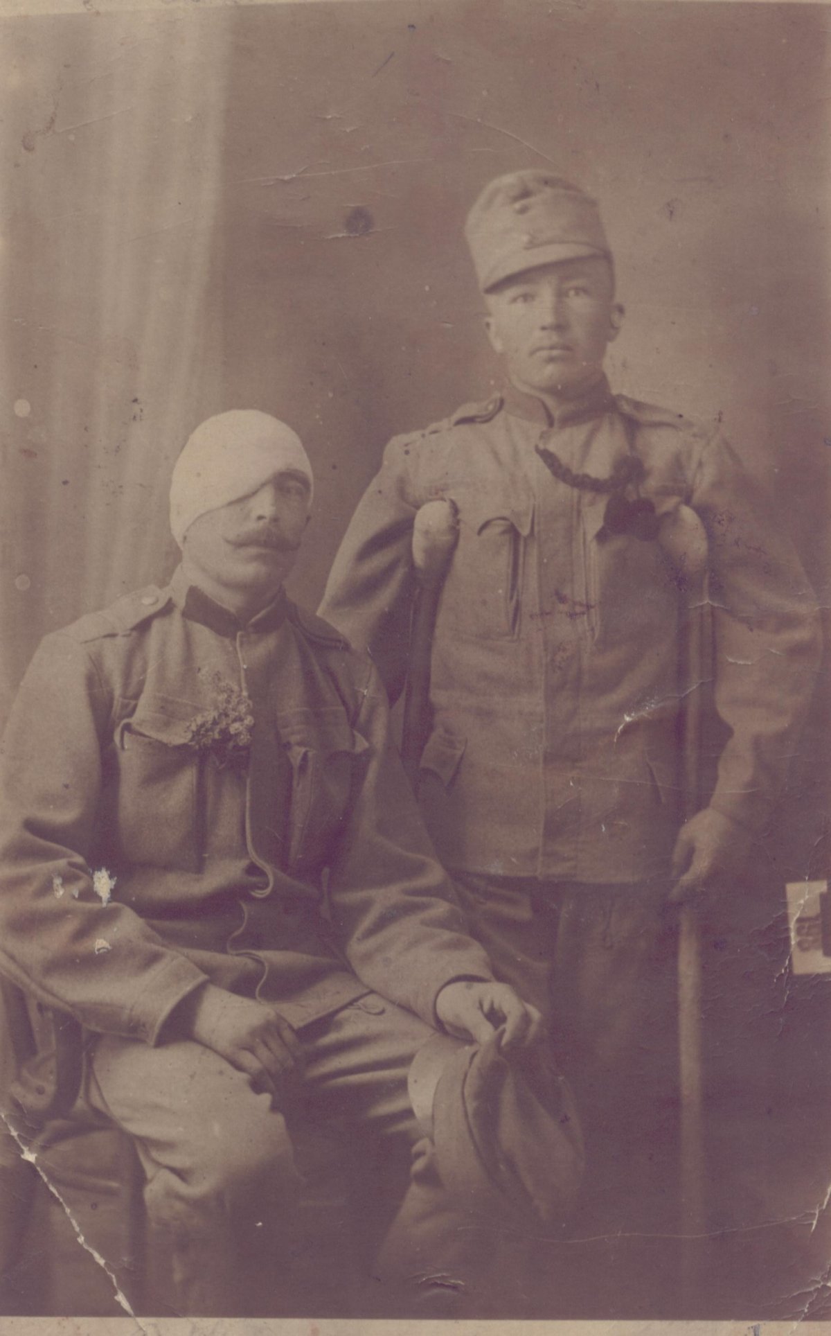 Kelemen József János és bajtársa 1916-ban •  Fotó: Forrás: Szabóné Hajdu Magdolna gyűjtése