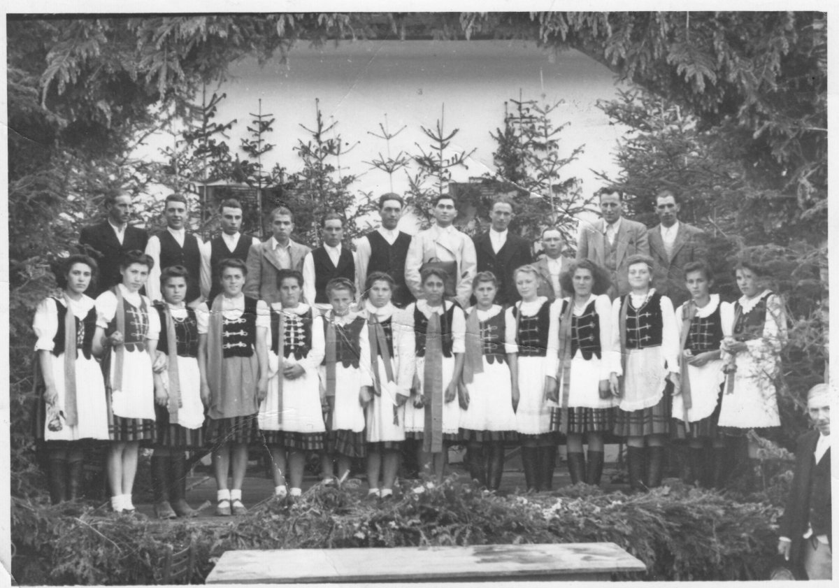 Csíkszentmiklós – – 1949 májusa •  Fotó: Forrás: Csíki Székely Múzeum