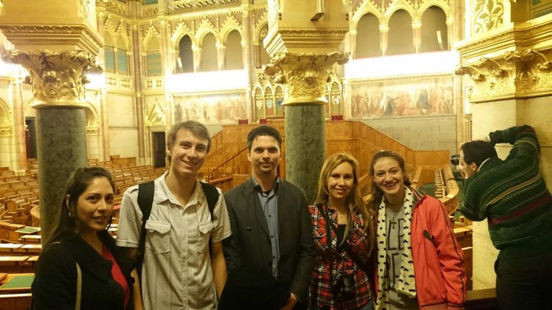 Az első argentin-magyar ösztöndíjas fiatalok Budapesten 2015-ben •  Fotó: Forrás: Zsonda Márk