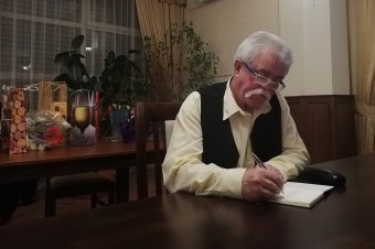 Egy tőrbe csalt szerző: Derzsi Pál Imádság-tánca