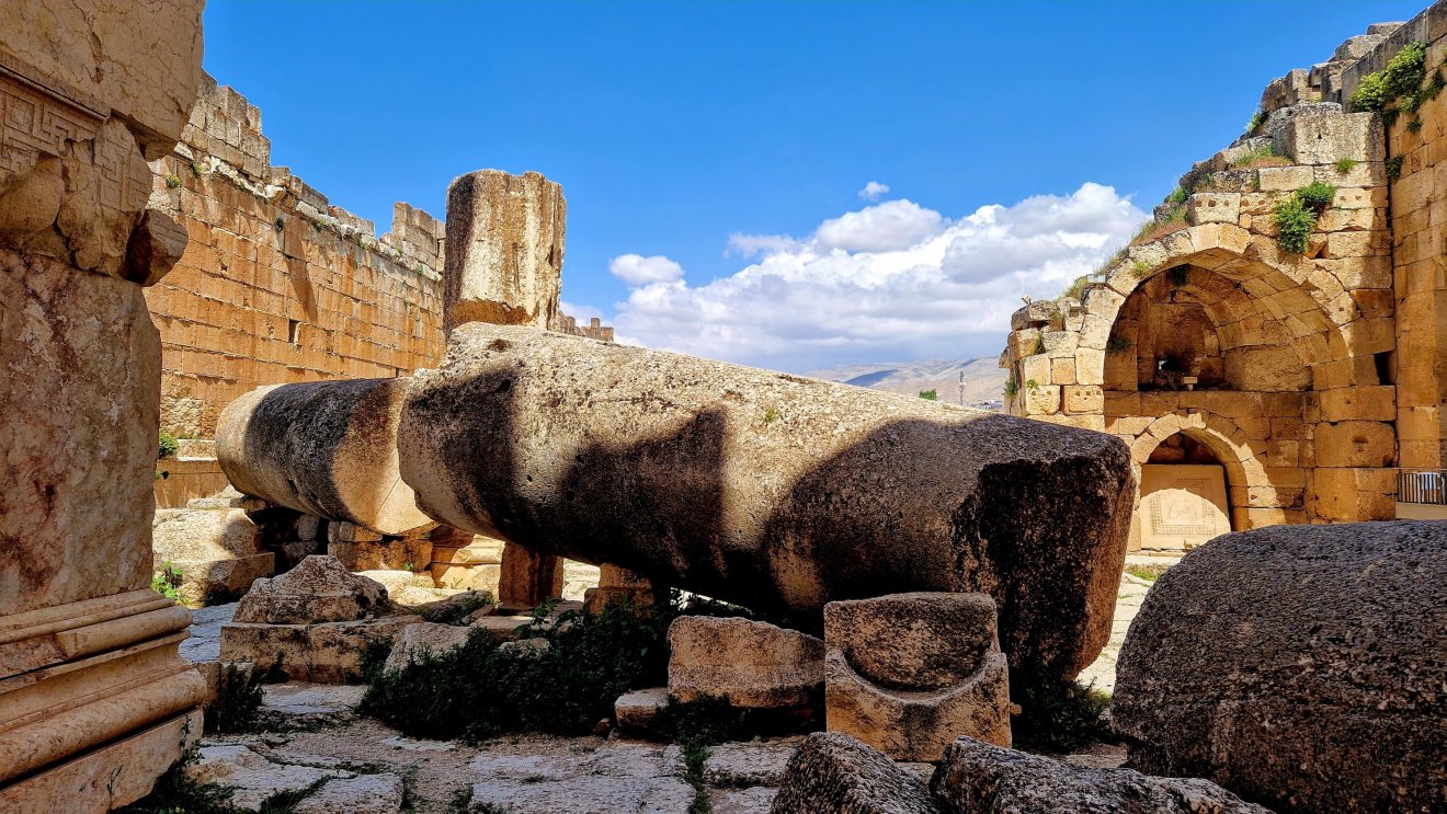 Baalbek: impozáns monolitok •  Fotó: Kocsis Károly