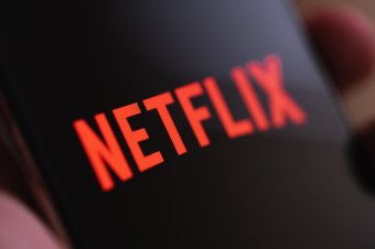 Versenyjogi aggályokat vet fel a Netflix által bejelentett tranzakció, Trump is részt vesz az engedélyezésben