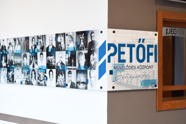 •  Fotó: Forrás: Petőfi Művelődési Központ