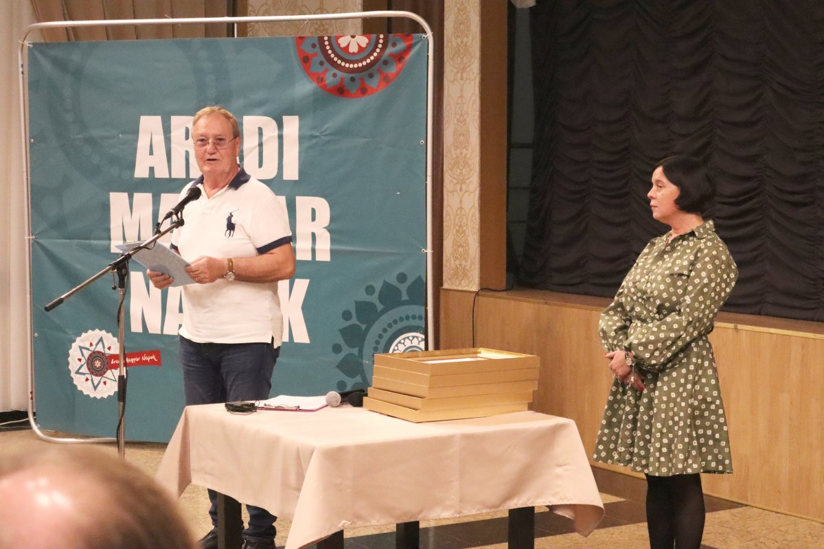 A díjazottakat Böszörményi Zoltán és Varga Melinda, Varga Melinda József Attila-díjas költő, író, az Irodalmi Jelen vers- és debütrovatának szerkesztője laudálta •  Fotó: Péter Beáta