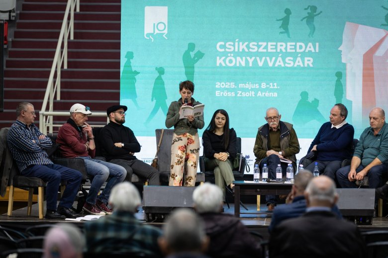 •  Fotó: Forrás: Csíkszeredai Könyvvásár