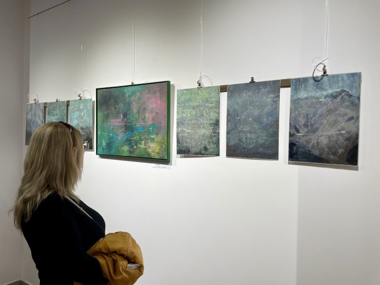 STUDIO 9, Bara Barnabás, Gergely Miklós Csaba, Gergely Zoltán, Ráduly Mária Piroska, Szabó Árpád, Váncsa Mónika, Xantus Géza, kiállítás, képzőművészet, Hargita Megyei Kulturális Központ