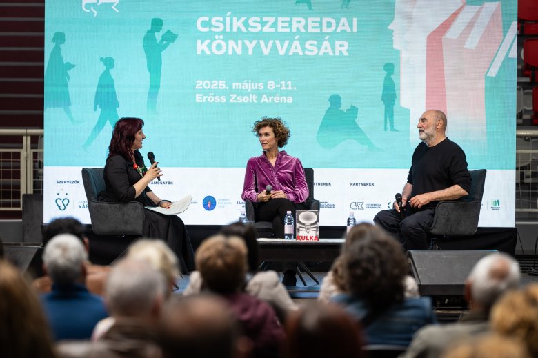•  Fotó: Forrás: Csíkszeredai Könyvvásár
